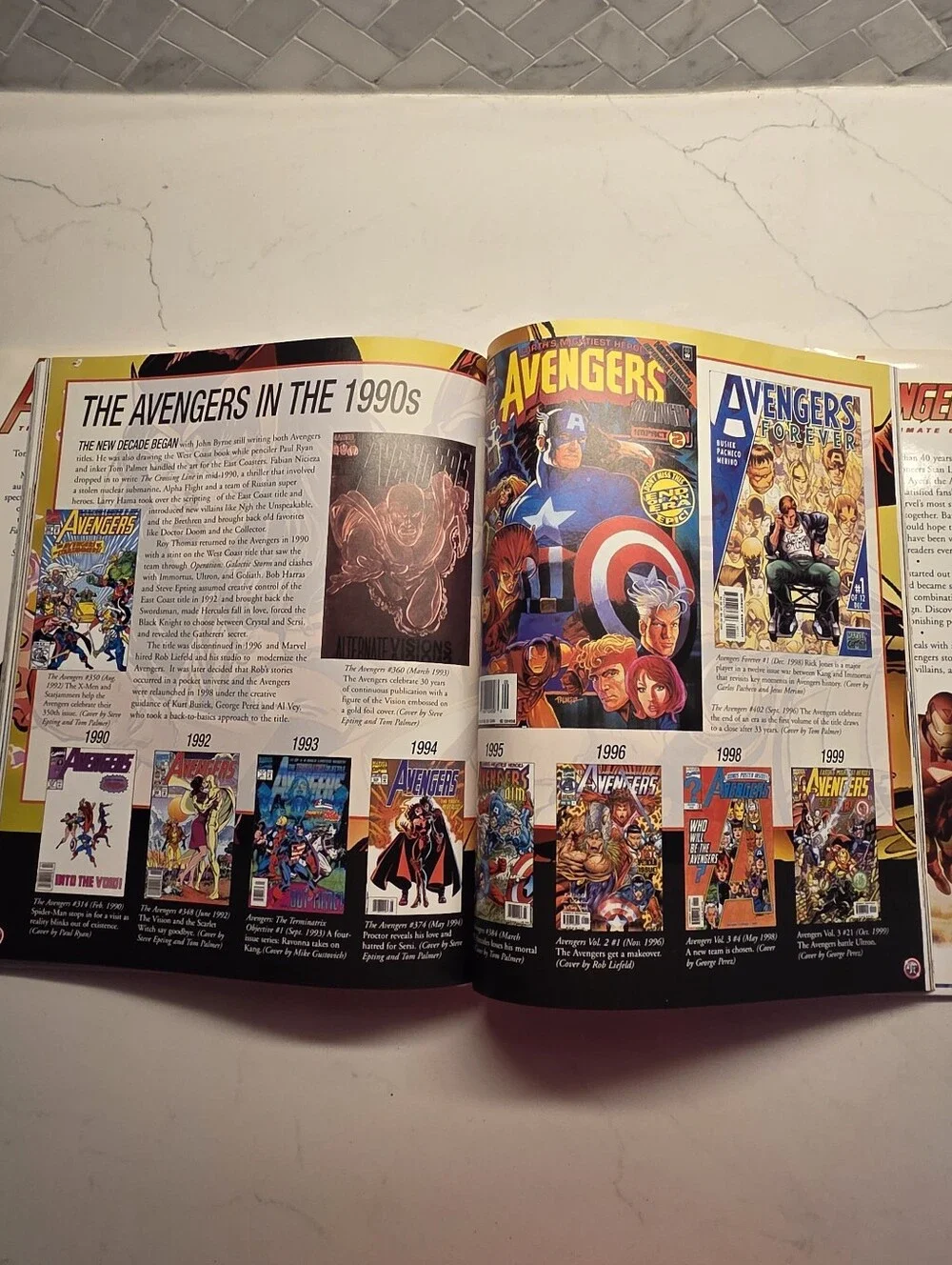 Avengers: The Ultimate Guide Hardcover with Dust Jacket — DK Publishing